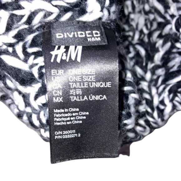 H&M black and white knit hat winter beanie - Picture 3 of 5